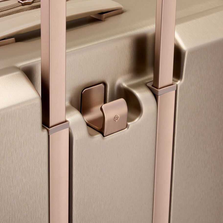 Samsonite Evoa Z Spinner Large in the color Ivory Gold. image number 8