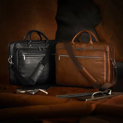 Samsonite Classic Cuir Ouverture par le haut in the color .