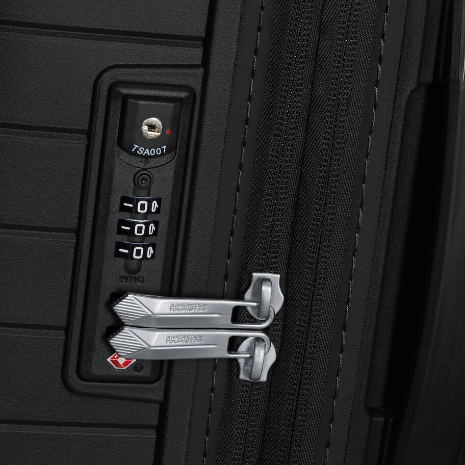 American Tourister FastForward 2 Piece Set in the color Flash Black. image number 5