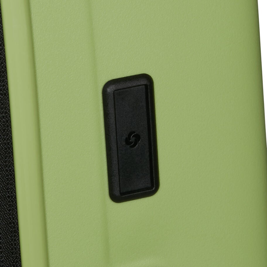 Samsonite RestackD Spinner Grand in the color Wasabi. image number 6