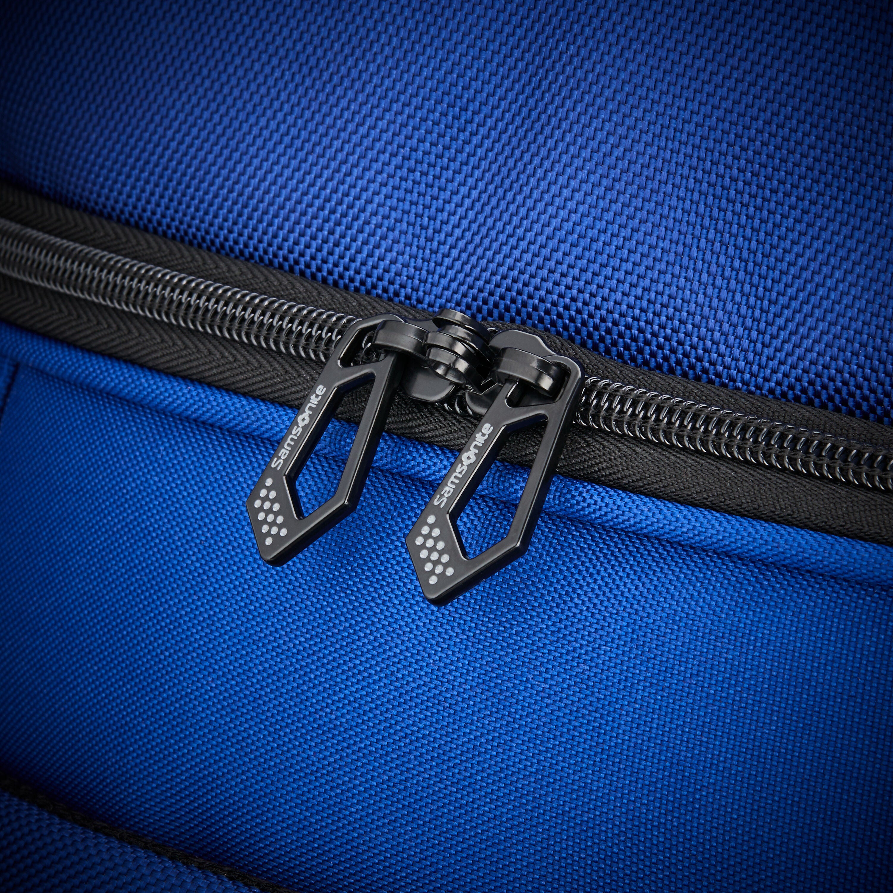 Samsonite detour 34 wheeled duffel deals