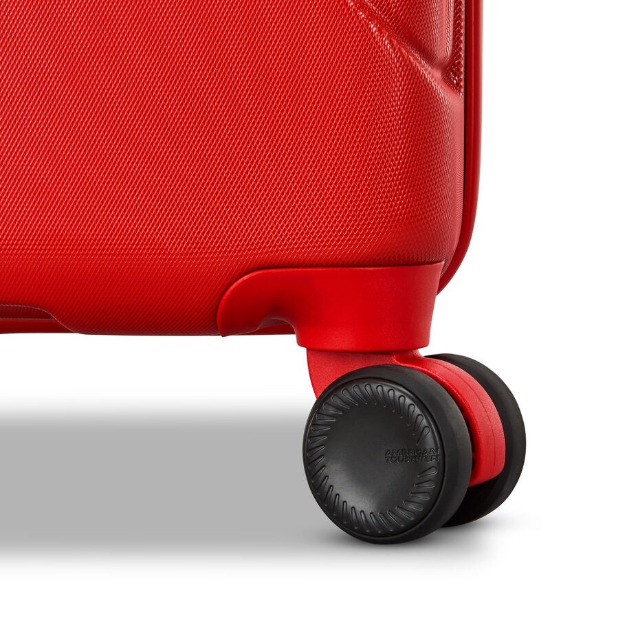Spiderman Carry-On Spinner in the color Bright Red. image number 6