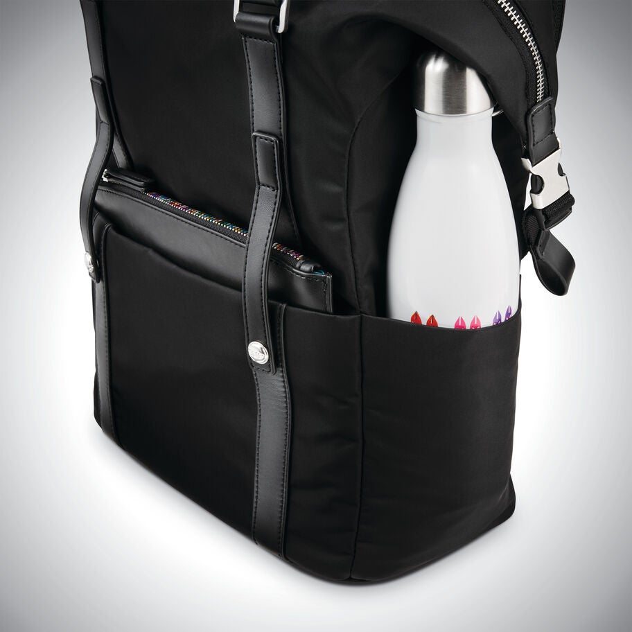 Samsonite & Sarah Jessica Parker: The Carried Away Convertible in the color Black. image number 6