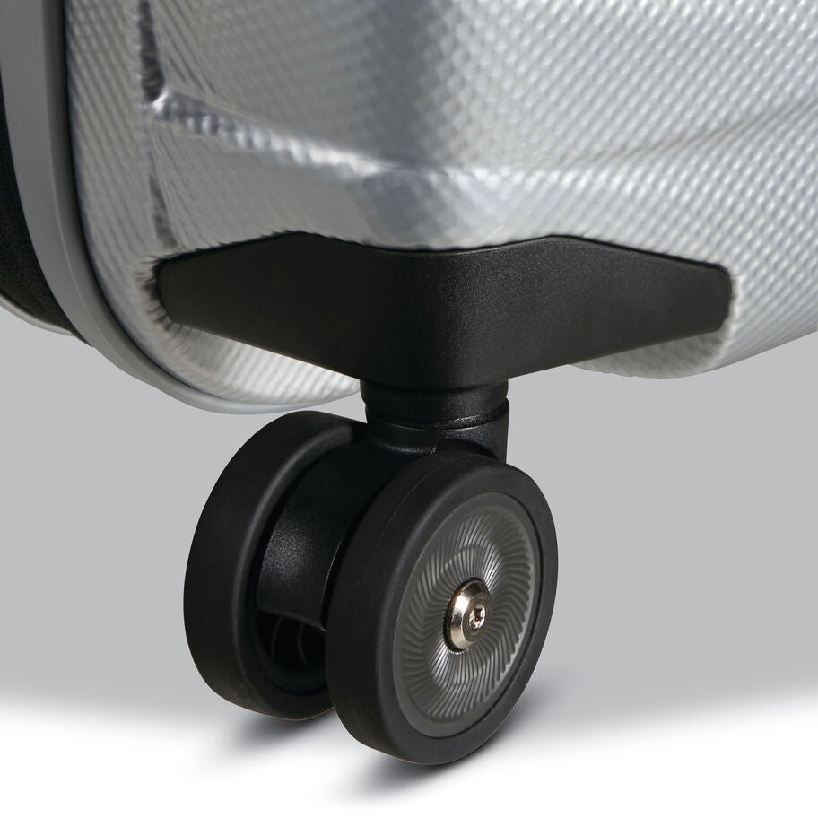 Samsonite Proxis Spinner Carry-On&trade; in the color Silver. image number 8