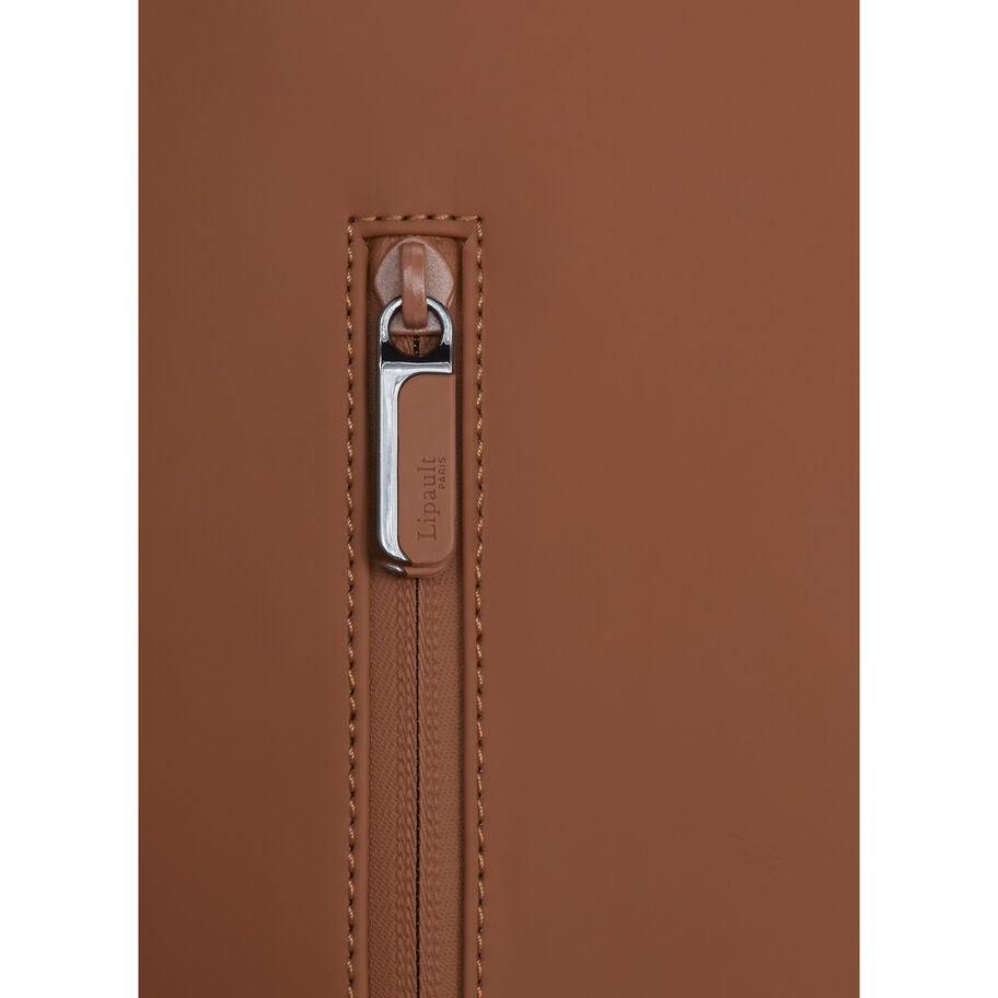 Lipault Sac &agrave; dos Saint-Germaine in the color Nutsy Nut. image number 2