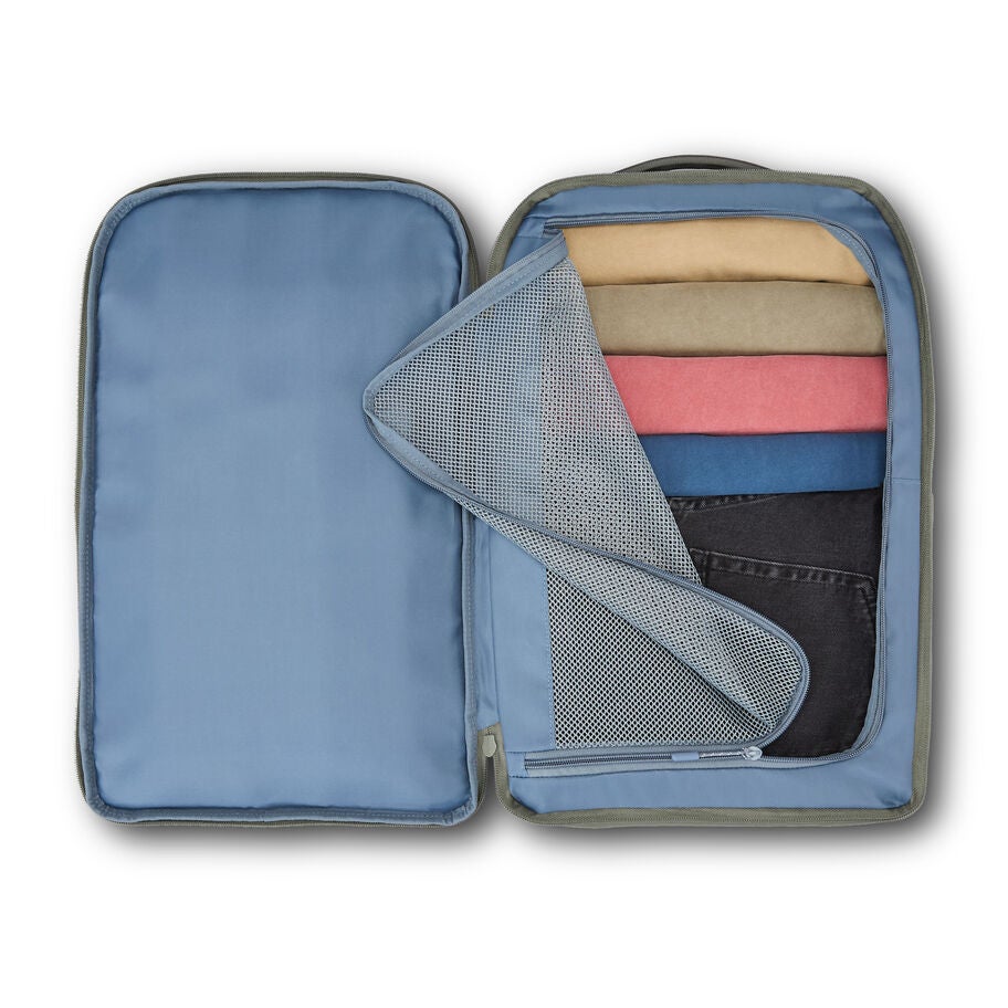 High Sierra Lineage Sac &agrave; Dos de Voyage in the color Olive. image number 2