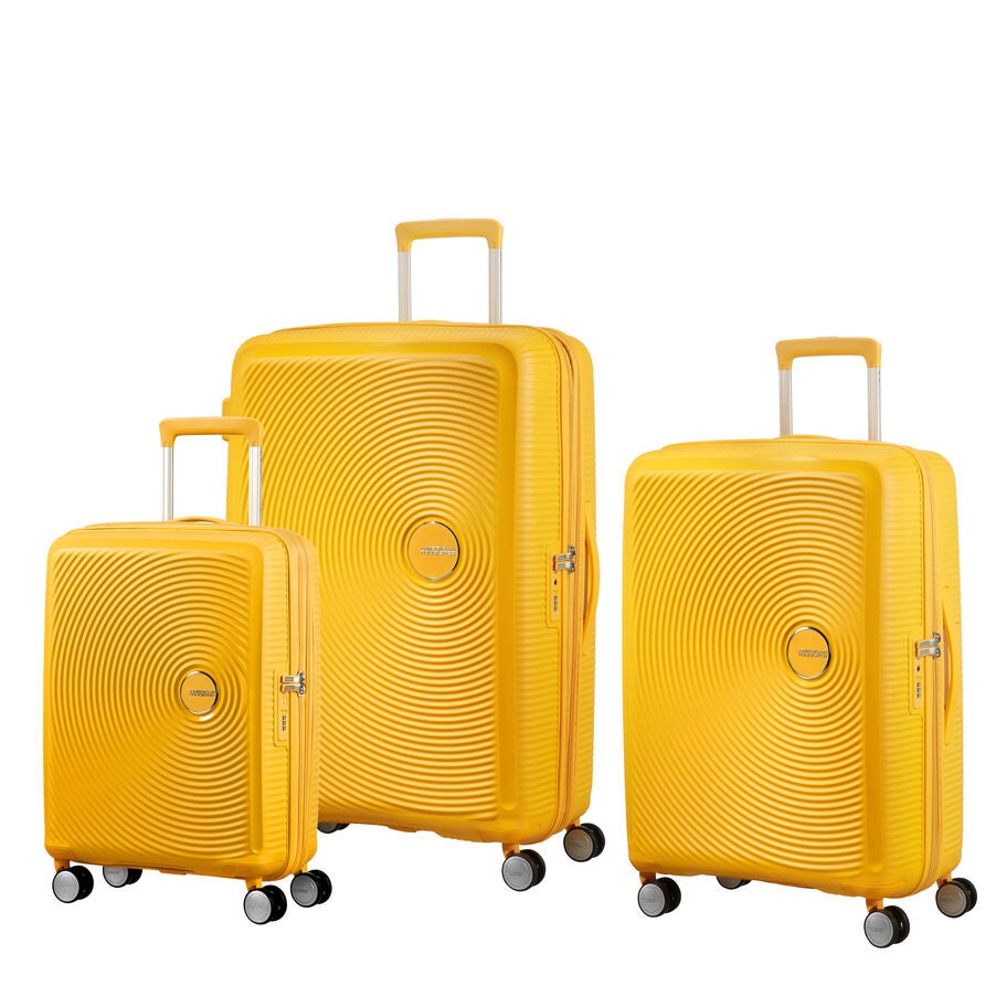American Tourister Curio Ensemble de 3 Bagages in the color Jaune Dor&eacute;. image number 0