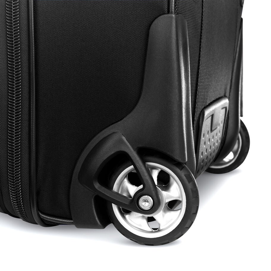 Samsonite Detour Medium Journey 29" Wheeled Duffle in the color Olive. image number 7