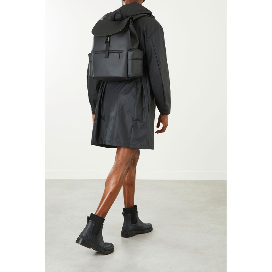 Lipault Cargo Backpack in the color Black. image number 10
