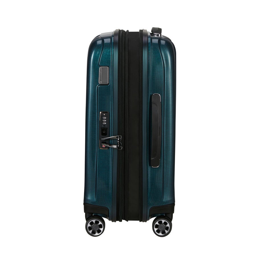 Samsonite Nexis Spinner Carry-On&trade; in the color Deep Petrol. image number 5