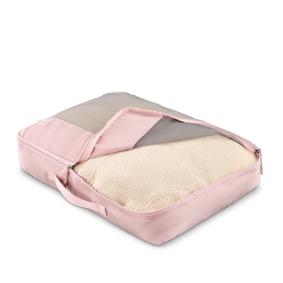 American Tourister Stratum 3.0 3 Piece Packing Cubes in the color Pink Blush. image number 4
