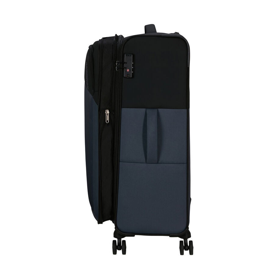 American Tourister Daring Dash 3 Piece Set in the color Black/Grey. image number 5