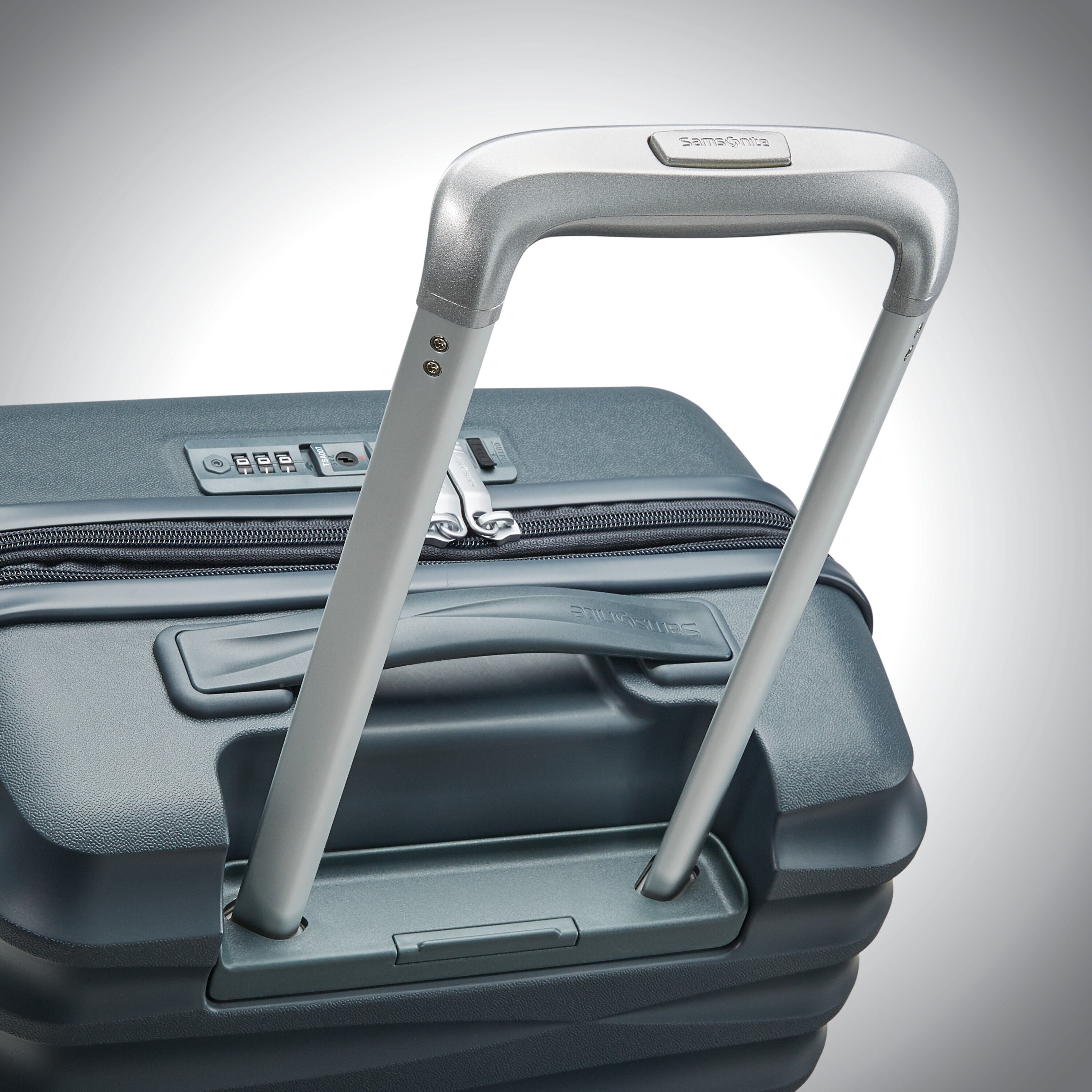 21x13x9 carry on luggage outlet