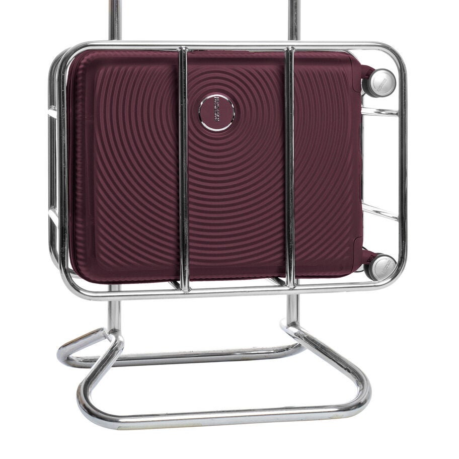 American Tourister Curio Valise de Cabine Spinner in the color Nouveau | Cerise Sauvage. image number 2