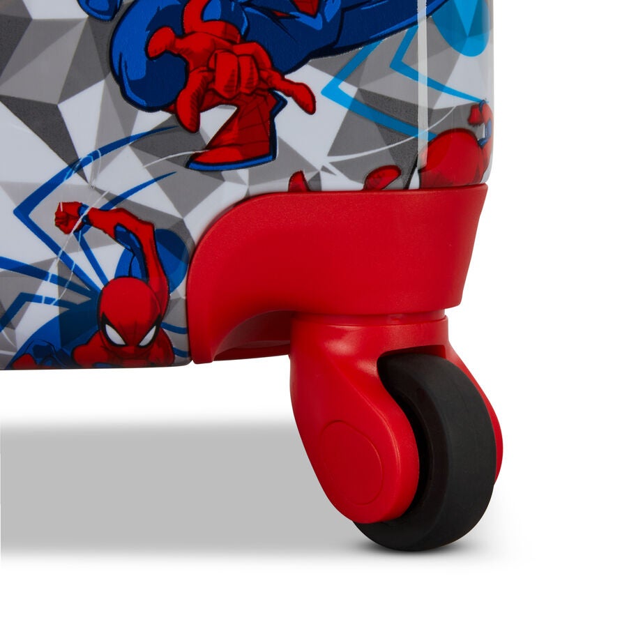 American Tourister Licensed Kids Hardside 18" Spinner in the color Spiderman Iconic. image number 4