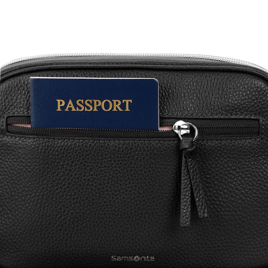 Samsonite Mobile Solution 2 Leather Bandouli&egrave;re RFID in the color NOIR. image number 2