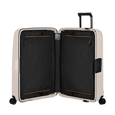 Samsonite Essens Spinner Medium in the color Sandstone.
