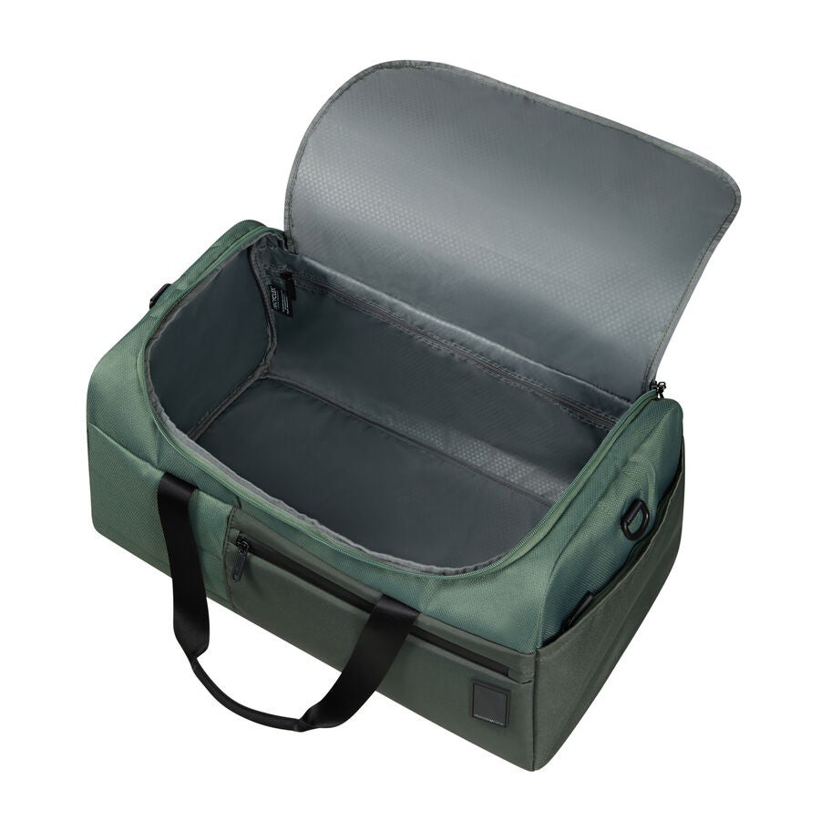 Samsonite Vaycay Duffle (20.5") in the color Pistachio Green. image number 1