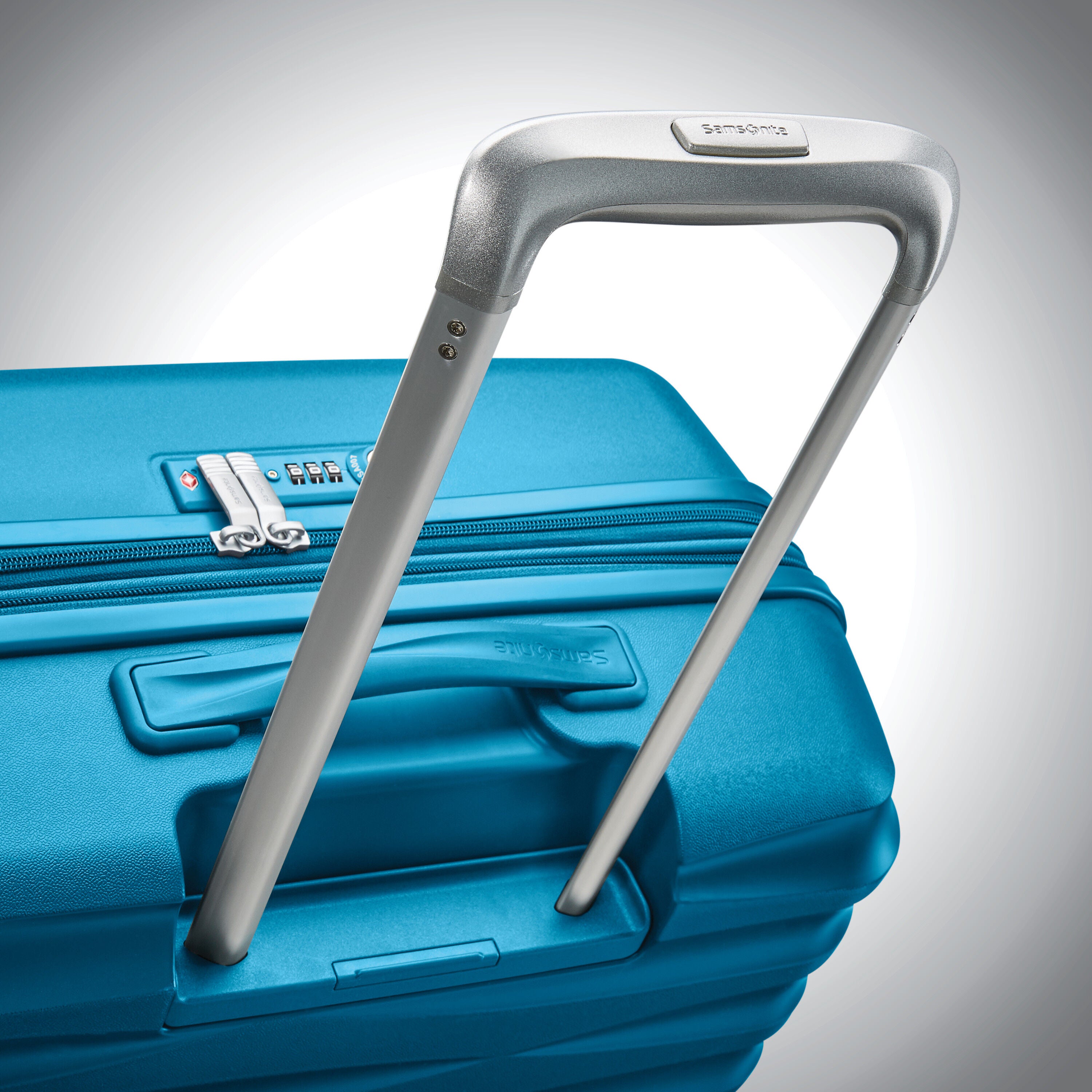 Buy Samsonite Voltage DLX Spinner Medium for CAD 380.00 Samsonite CA