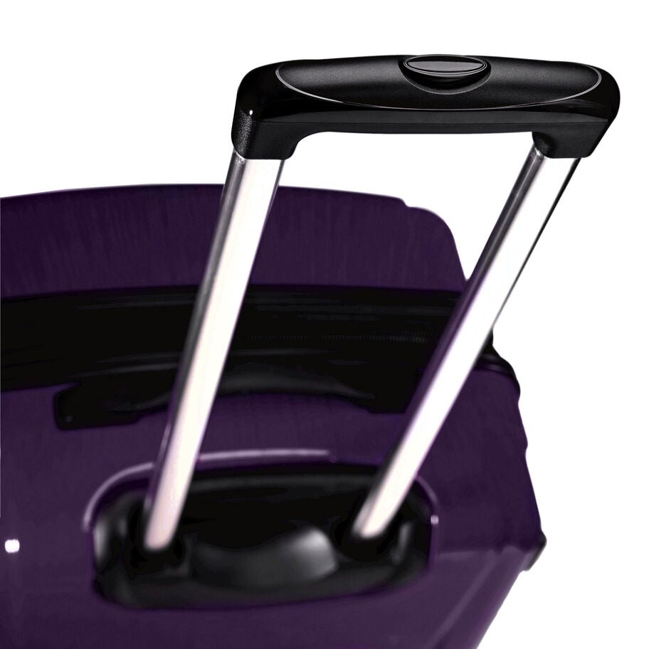 Samsonite Winfield 2 Fashion Medium Spinner in the color . image number 2