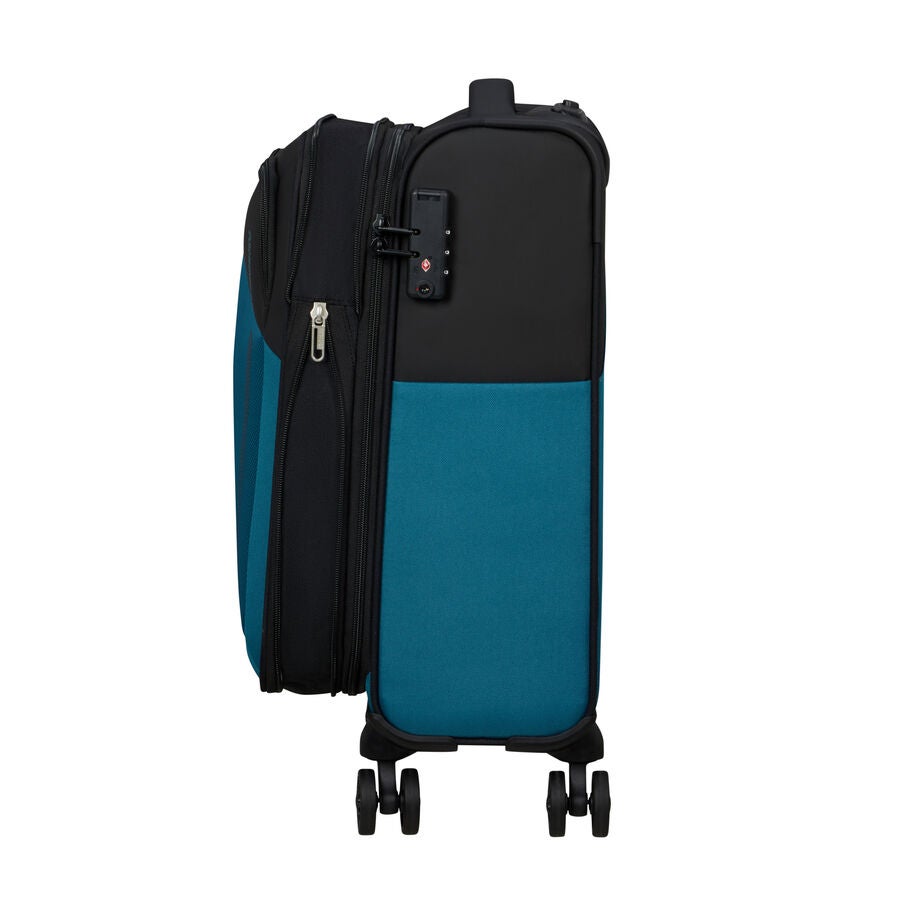 American Tourister Daring Dash Spinner Carry-On&trade; in the color Black/Blue. image number 4