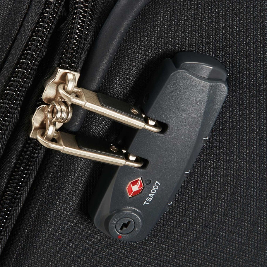 Samsonite Base Boost Spinner Large in the color Black. image number 7