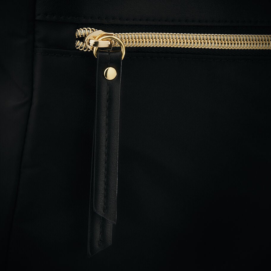 Samsonite Mobile Solution Convertible Slim Brief in the color . image number 3