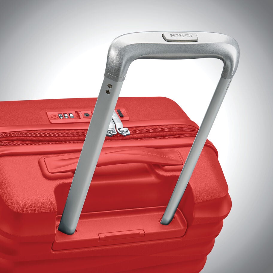 Samsonite Voltage DLX Spinner Carry-On&trade; in the color Chili Red. image number 2