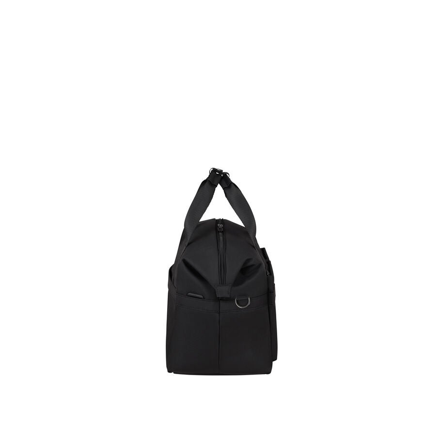 Samsonite Airea Duffle in the color Black. image number 5