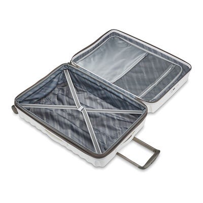 Samsonite Voltage DLX Spinner Medium in the color White.