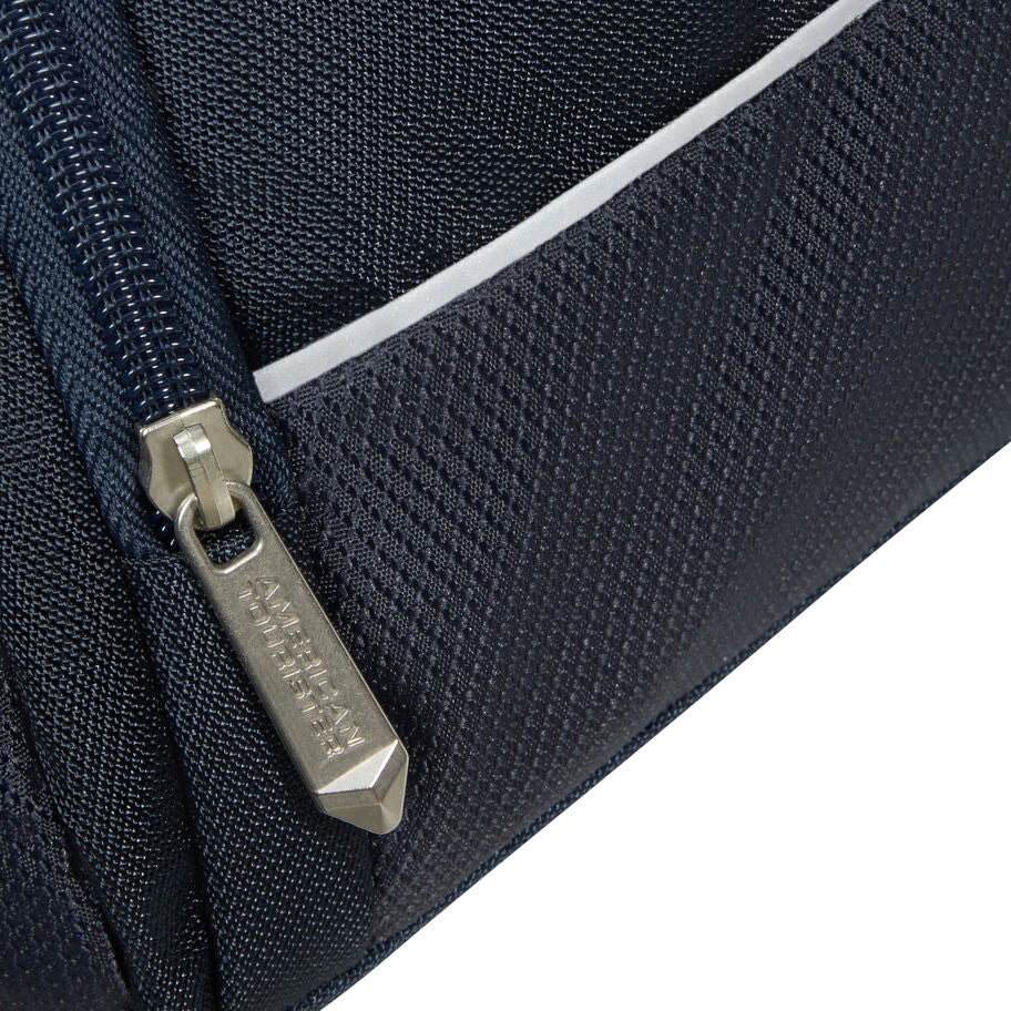 American Tourister SummerRide Convertible Boarding Bag in the color Navy. image number 9