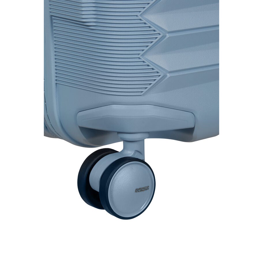 American Tourister FastForward Spinner Carry-On&trade; in the color Steel Blue. image number 5