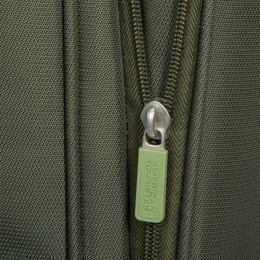 American Tourister SummerRide Spinner Large in the color Khaki. image number 3