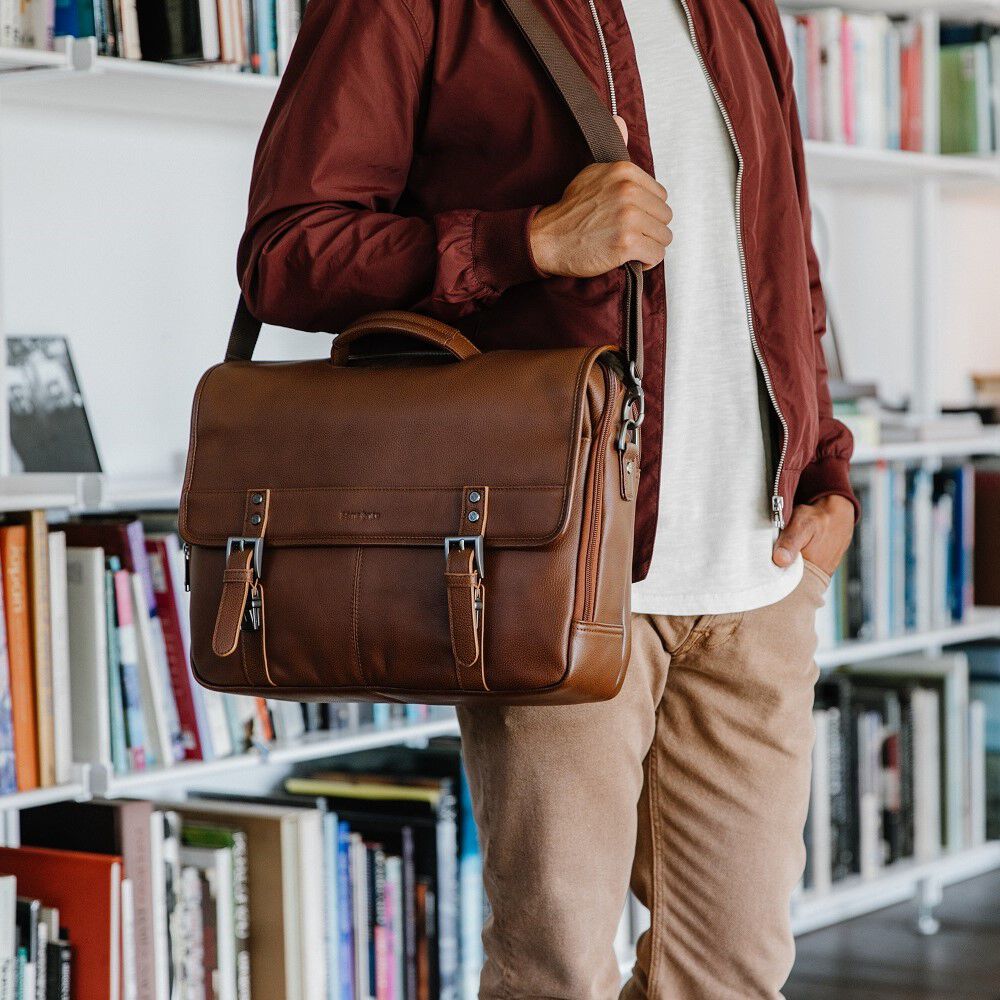 Samsonite Classic Leather Flapover