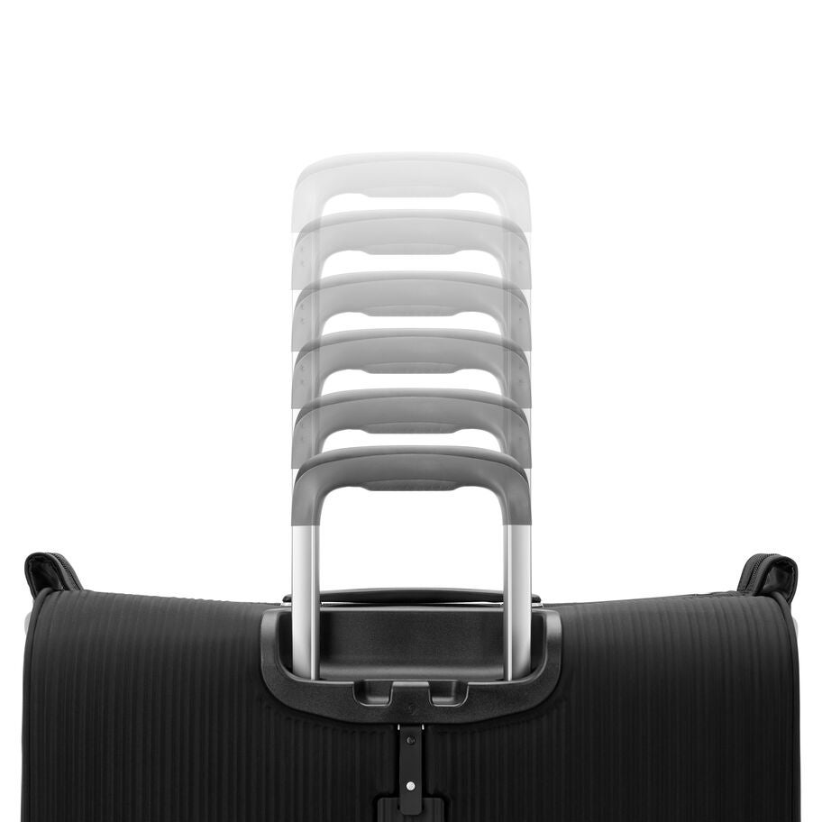 Samsonite Silhouette 18 Spinner Garment Bag in the color Black. image number 2