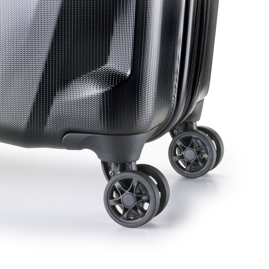 Samsonite Pursuit DLX Plus Spinner Medium in the color . image number 28