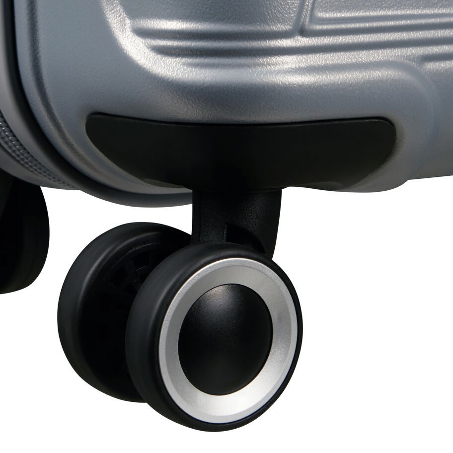 American Tourister Surftime Spinner Carry-On&trade; in the color Silver. image number 9