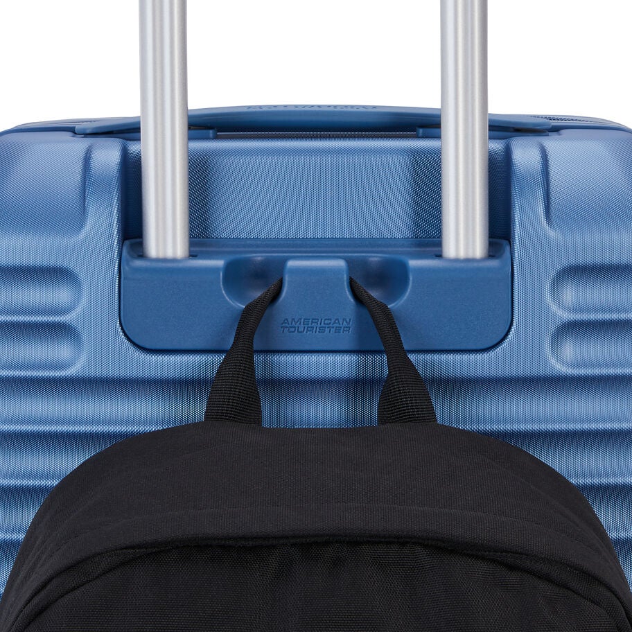 American Tourister Stratum 3.0 Spinner Carry-On&trade; in the color Elemental Blue. image number 3