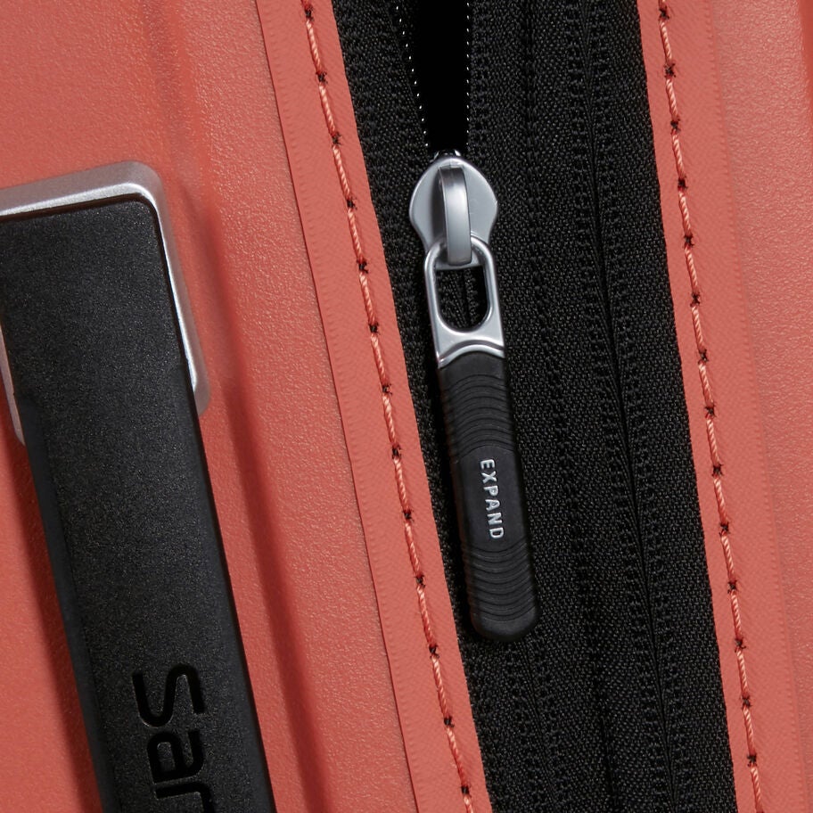 Samsonite Upscape Spinner Moyen in the color Argile. image number 12