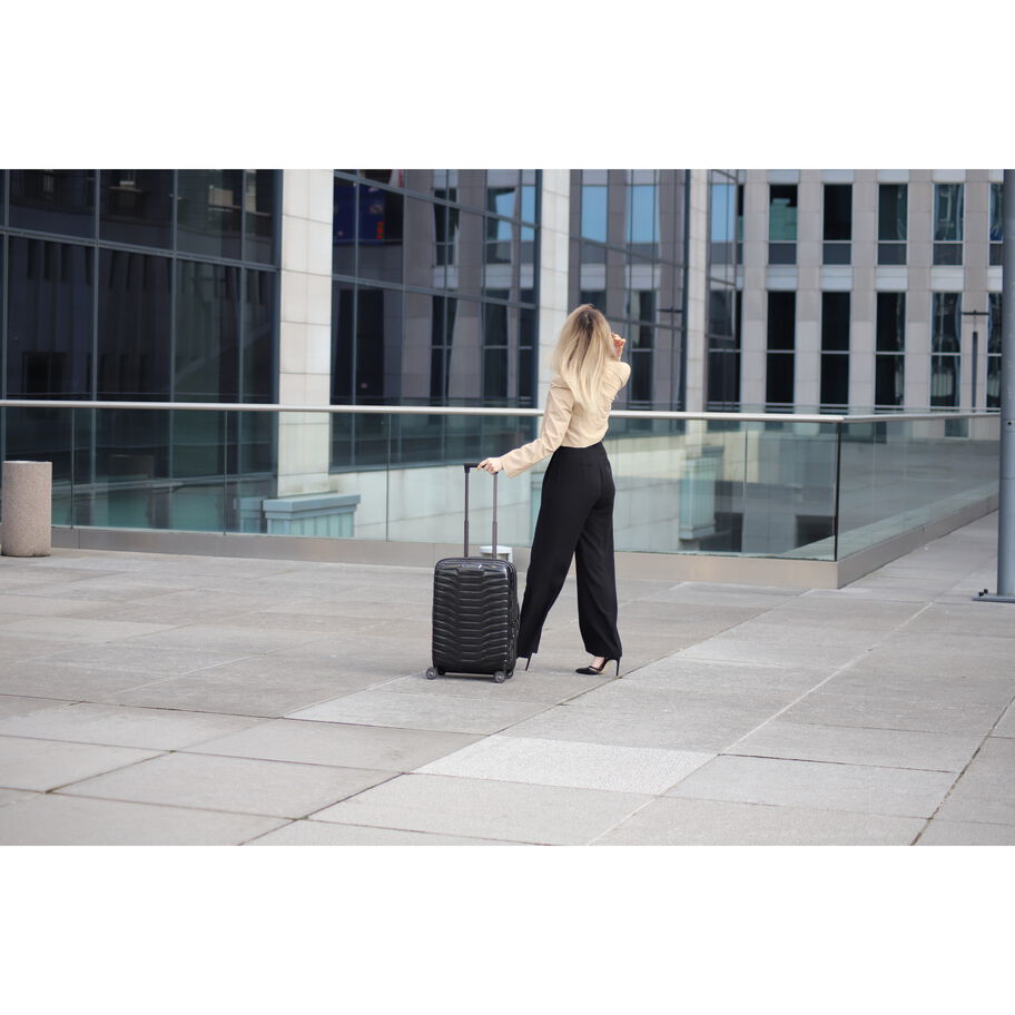 Samsonite Proxis Spinner Carry-On&trade; in the color Black. image number 9