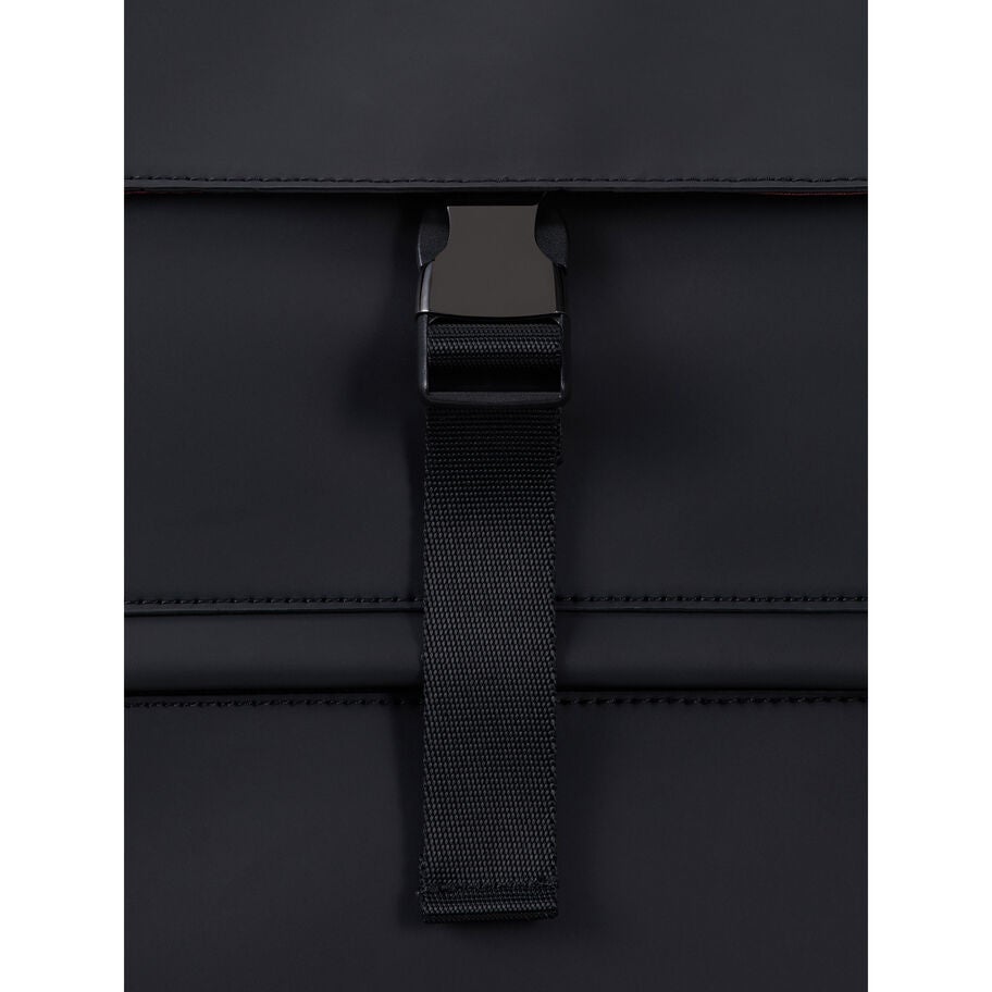 Lipault Cargo Backpack in the color Black. image number 7
