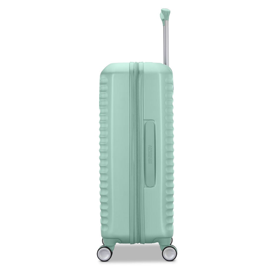 American Tourister Stratum 3.0 Spinner Carry-On&trade; in the color Surreal Green. image number 2