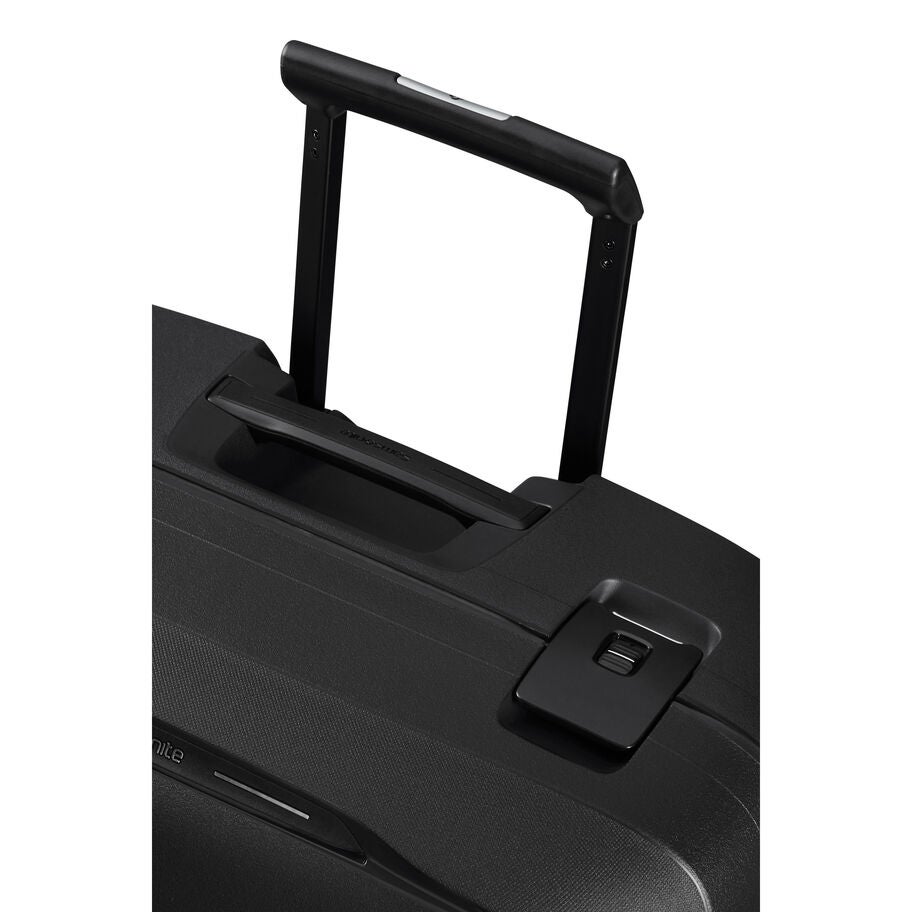 Samsonite Essens Spinner Carry-On&trade; in the color Graphite. image number 2