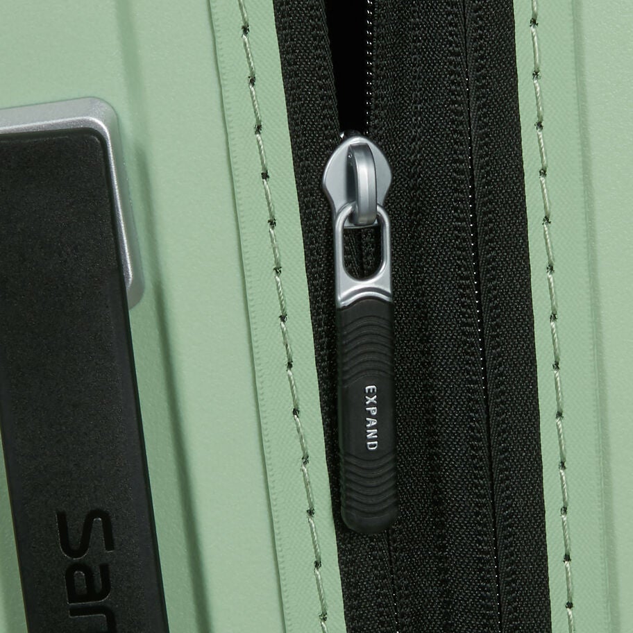 Samsonite Upscape Spinner Moyen in the color Sauge Douce. image number 12