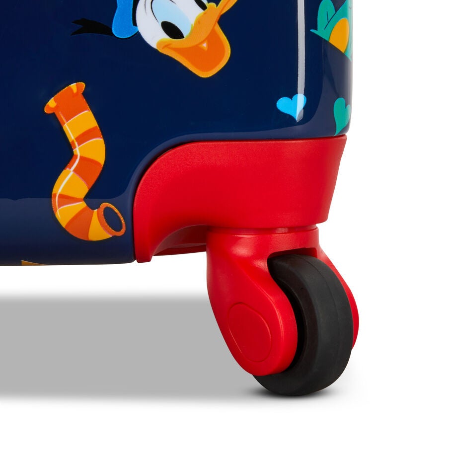 American Tourister Licensed Kids Hardside 18" Spinner in the color Mickey. image number 4