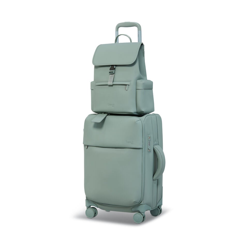 Lipault LOST IN BERLIN Mini sac &agrave; dos de chargement in the color Nouveau | Vert yoga. image number 5