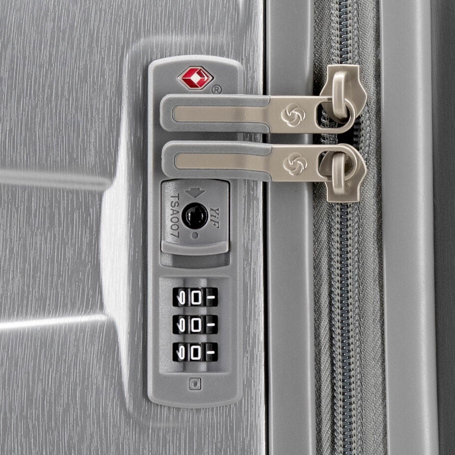 Samsonite Ziplite 6 valise de cabine &agrave; roues in the color Argent. image number 4