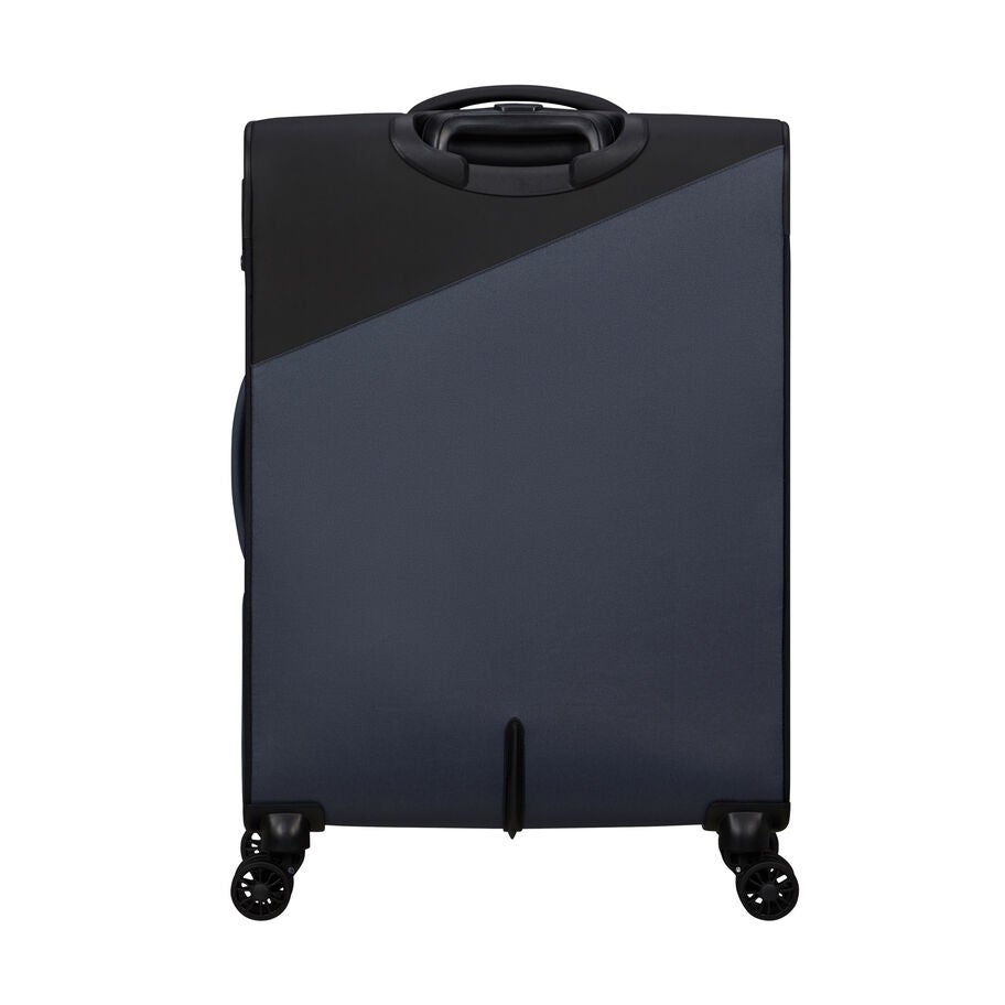 American Tourister Daring Dash Spinner Medium in the color Black/Grey. image number 4
