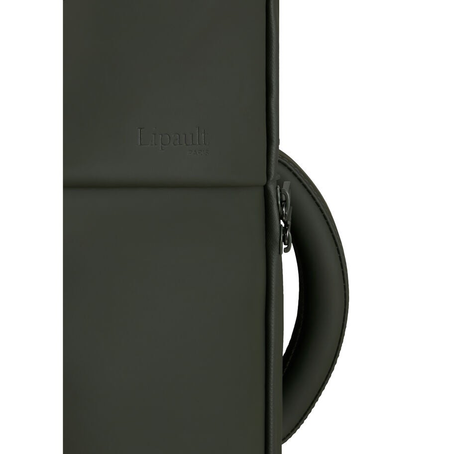 Lipault LOST IN BERLIN Cabin Spinner 2.0 in the color Dark Moss. image number 6
