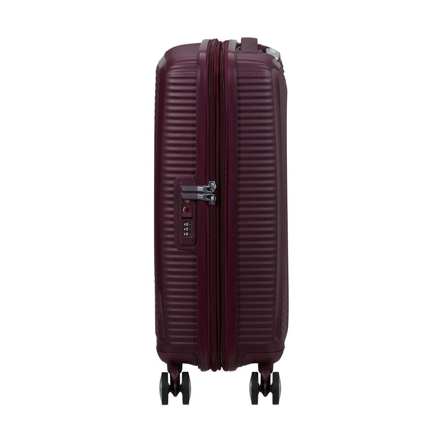 American Tourister Curio Valise de Cabine Spinner in the color Nouveau | Cerise Sauvage. image number 3